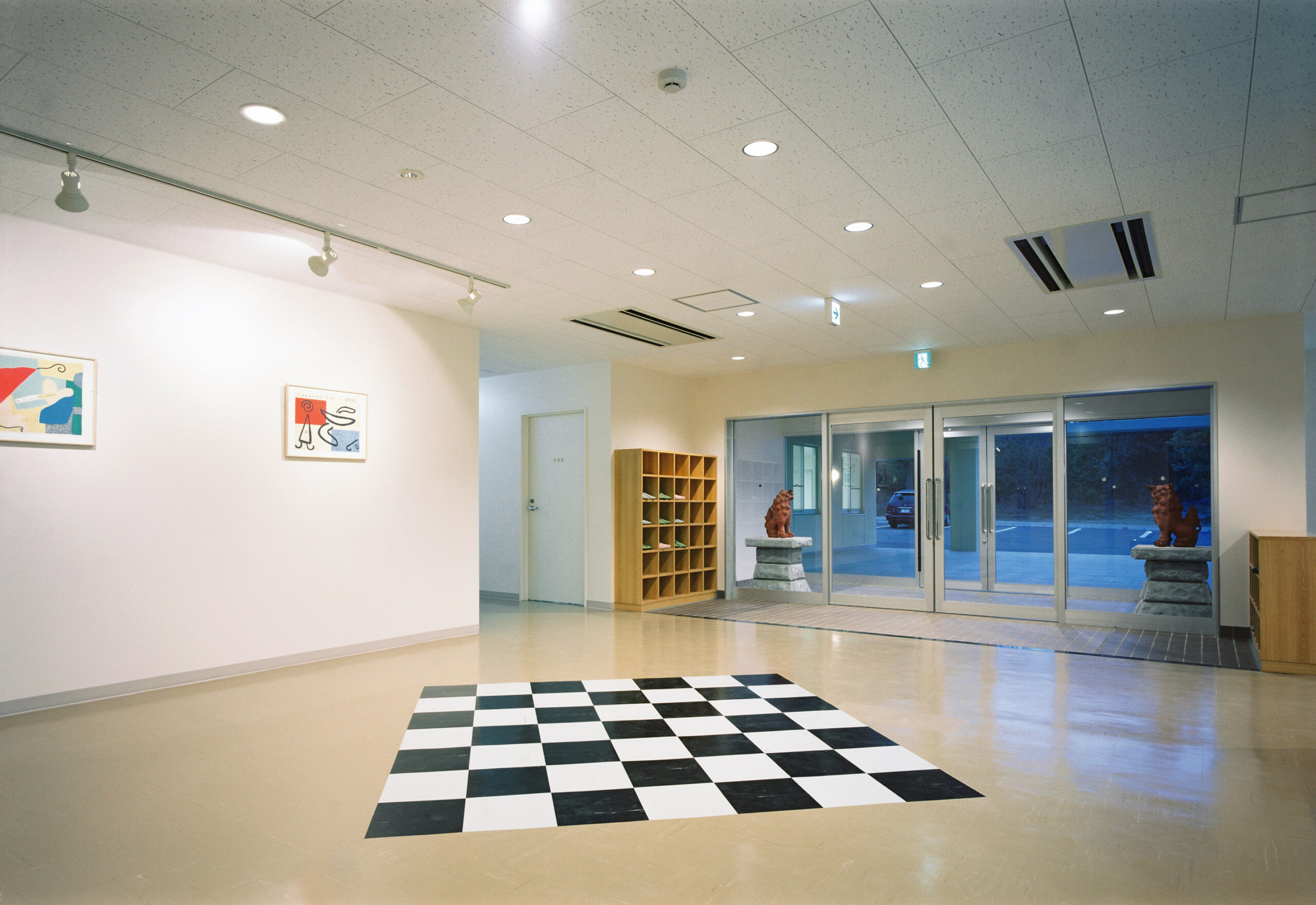 エントランスホール